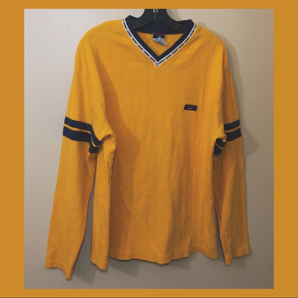 Tommy Hilfiger Jeans Long-Sleeved V-Neck Sweater